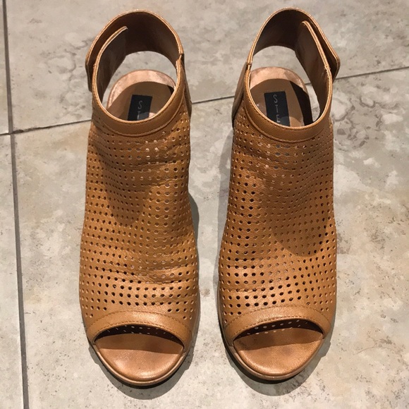 Steven Tan Perforated Suzy Heels 8 - Picture 2 of 5